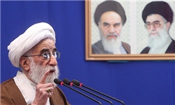 سپاه خار چشم آمریکاست/ معنی ندارد برخی افراد دشمن را خوشحال کنند