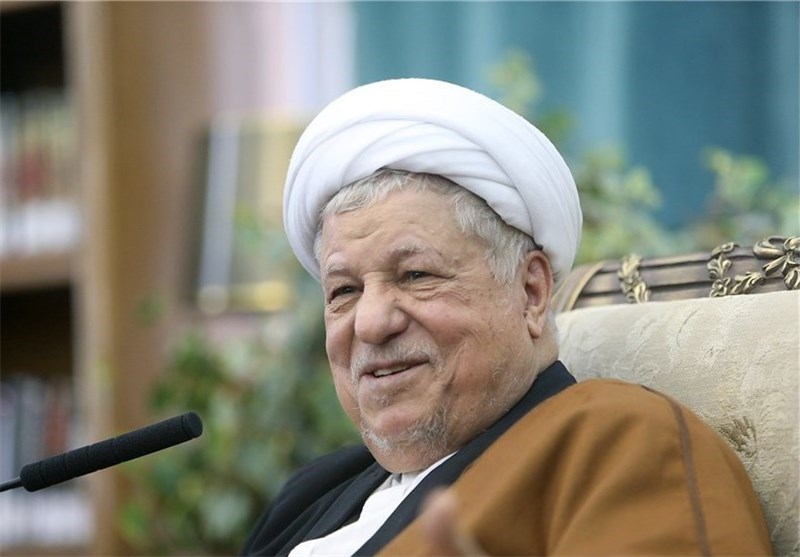 هاشمی‌رفسنجانی: فائزه اشتباه بدی کرده و باید آن را تصحیح و جبران کند 