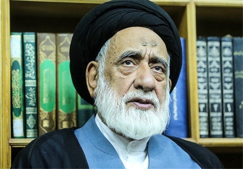 فائزه هاشمی‌ باید استغفار کند/ دوستی با بهائیان گناه کبیره است/ او باید از ملت انقلابی ایران عذرخواهی کند 