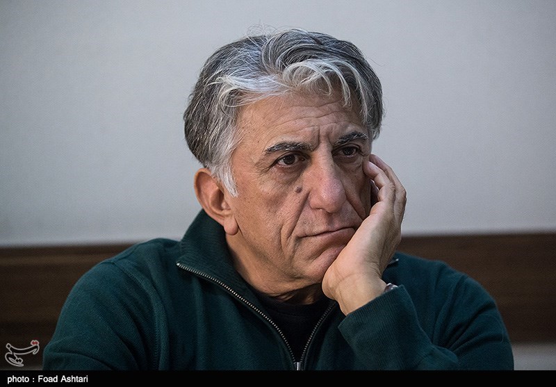 خاطره کیانیان از نخستین اجرای صحنه‌ای خود/ تئاتر مشهد هنوز هم به تئاتر تهران طعنه می‌زند 