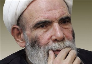 آیت‌الله تهرانی: زاهد آن نیست که نان خشک بخورد و روی مقوا بخوابد!