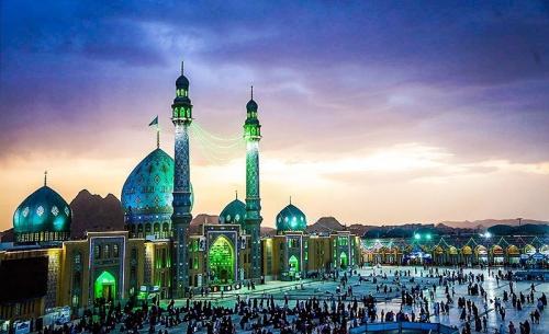 زائرانی از ۵۲ کشور جهان در مسجد جمکران