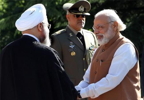 ایران و هند ۱۲ سند و موافقت‌نامه همکاری امضا کردند