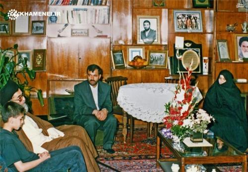عکس دیده‌ نشده از رهبرانقلاب در منزل شهیدبابایی 