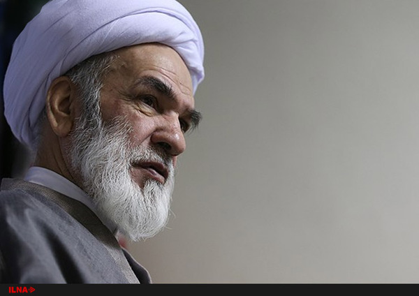 عضو جامعه روحانیت: جنتی انقلابی‌ترین عضو خبرگان است/حاشیه‌های هاشمی مربوط به فرزندانش است/ او مشکلی با انقلاب ندارد 