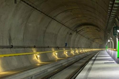 طولانی‌ترین تونل جهان +عکس