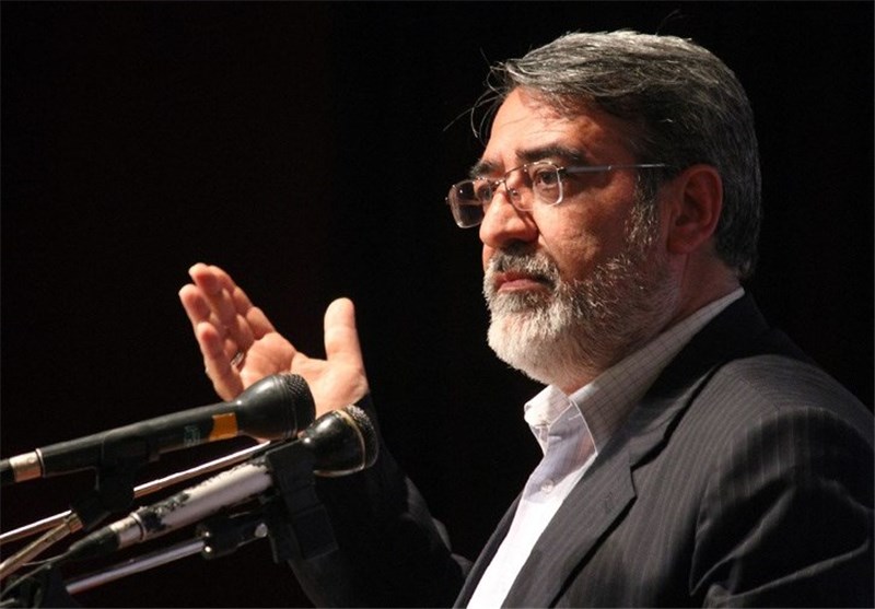 ۳ بیکار فوق‌لیسانس در خانه دارم/ رشد اقتصاد با منابع موجود نهایتاً ۱.۵ تا ۳ درصد خواهد بود/ با این رشد، بیکاری و تورم ۲برابر می‌شود