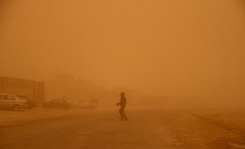 گرد و غبار عراق مهمان ۱۵ استان کشور/ کاهش دمای هوای تهران