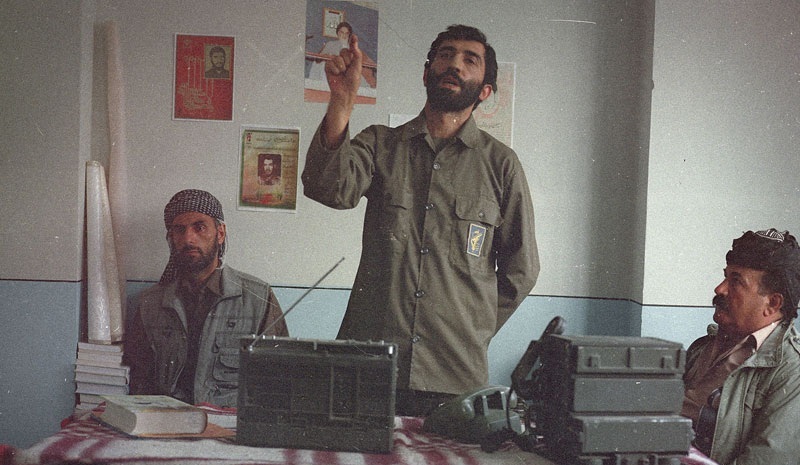 نگاهی دوباره به سردار اسطوره ای سپاه از دریچه سینمایی متفاوت/ «حاج احمد»ی که هنوز باید شناخت/ «ایستاده در غبار» ی که قهرمانی مردمی را بدون شعار می آفریند
