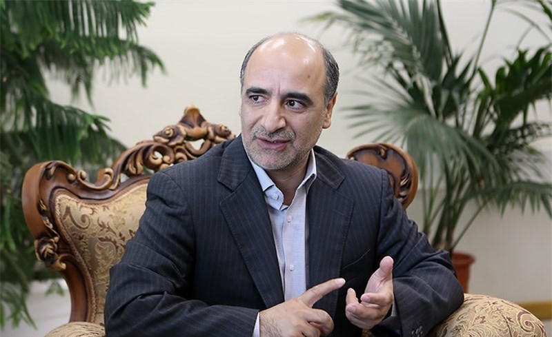 مجوز پرداخت حقوق‌های غیرمتعارف در سال ۹۳ صادر شد/ دولت فیش حقوقی مدیرانش را به مردم نشان دهد
