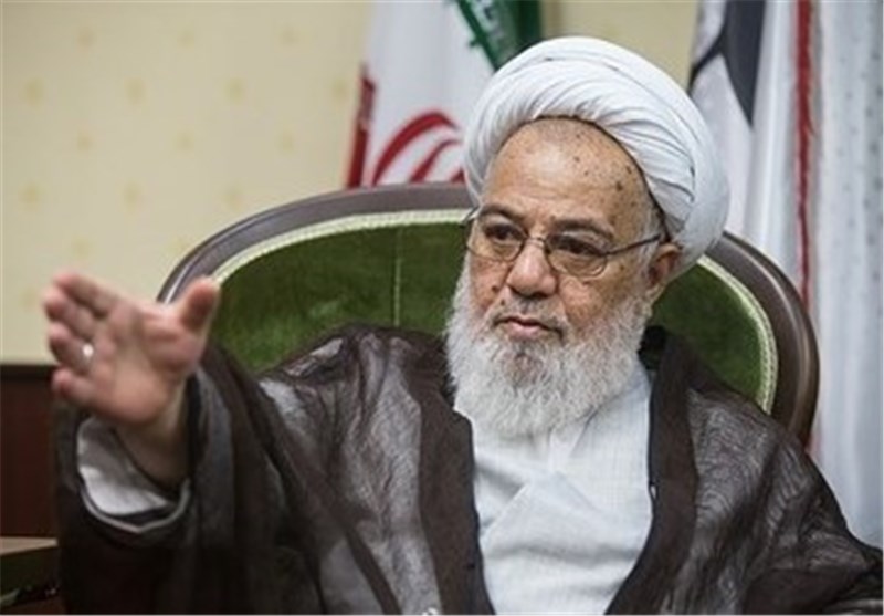 عذری از دولت بابت "حقوق‌های نجومی" پذیرفته نیست/ دولت با قاطعیت به این مسئله ورود کند/ این حقوق‌ها بی‌توجهی به عدالت است 