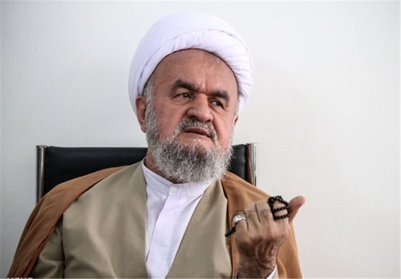 حقوق‌های نجومی خلاف شرع اسلام است/ تنها بخشی از فیش‌های حقوقی مشخص شده/ رئیس‌جمهور نظارت بیشتری بر دولتی‌ها داشته باشد