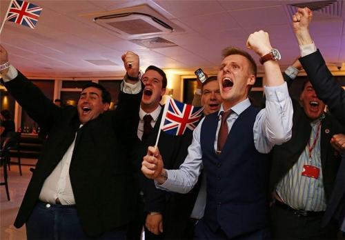 مردم انگلیس به خروج از اتحادیه اروپا رأی دادند