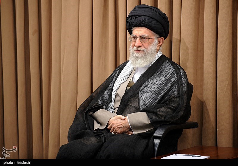 خبر غم‌انگیز سانحه جاده‌ای عزیزان سرباز موجب تاسف عمیق اینجانب شد/مسئولان نظامی و غیرنظامی همه پیگیری‌های لازم را انجام دهند 