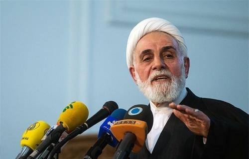 دولت برای اصلاح پرداخت پاداشها به مجلس لایحه ارائه کند/آقای روحانی! حقوقهای نجومی را جدی بگیرید
