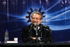لاریجانی «از راه دور» ارتباط با 1+2 را تکذیب کرد