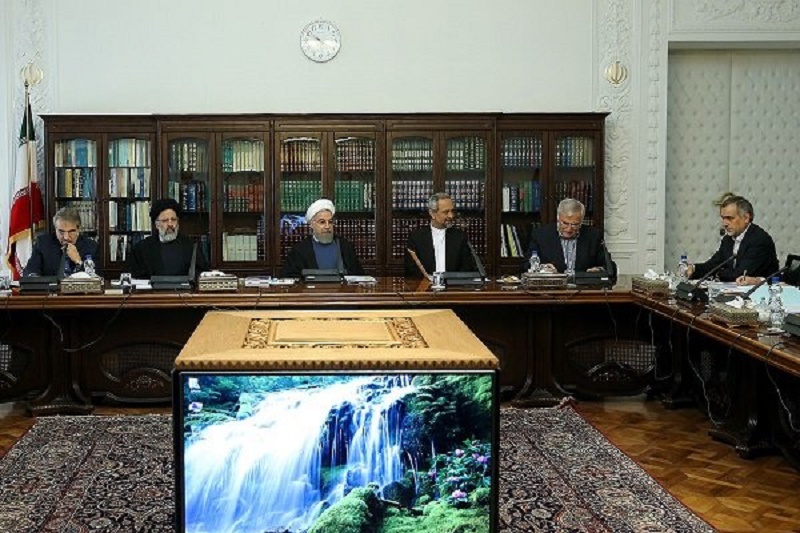تغییر دسته‌جمعی هیات عامل صندوق توسعه ملی/ صفدرحسینی عزل شد