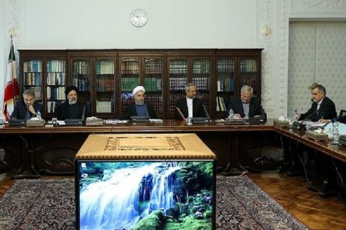 تغییر دسته‌جمعی هیات عامل صندوق توسعه ملی/ صفدرحسینی عزل شد
