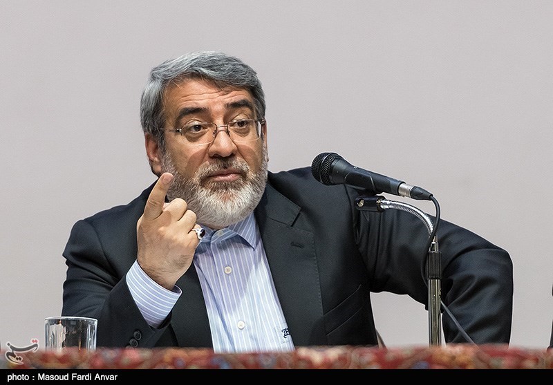  بانک‌ها از بنگاه‌داری ‌خودداری کنند‌/ فرمان اقتصاد مقاومتی مقام معظم رهبری افرادی جهادگونه می‌خواهد 