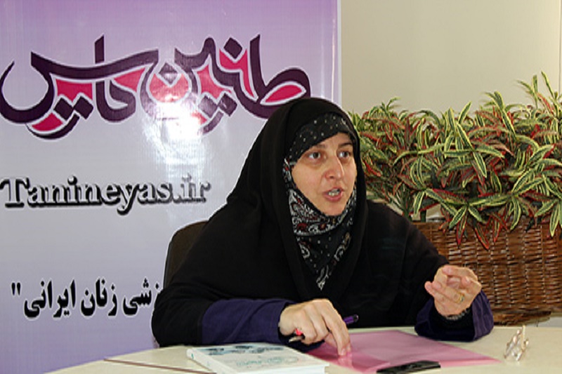 مقید بودم حتما با حجاب چادر، برنامه را در کشورهای غربی ضبط کنم/ زندگی برای مسلمانان در غرب زندان است