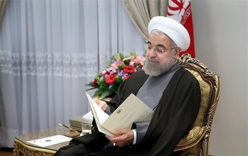 آوایی بازرس ویژه ریاست‌جمهوری شد؛ امین‌زاده دستیار ویژه روحانی