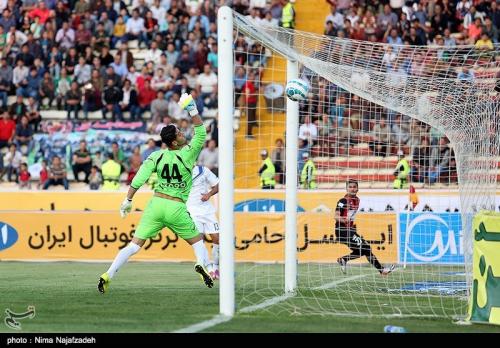  سقوط ۲.۵ تیم از لیگ برتر مصوبه هیئت رئیسه فدارسیون است 