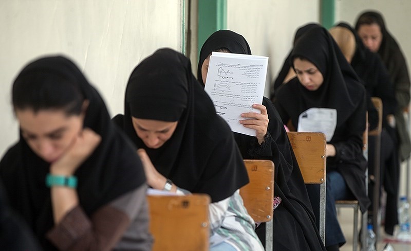  آغاز کنکور ۹۵/ ریاضی‌ها و انسانی‌ها کنکور سراسری را کلید زدند