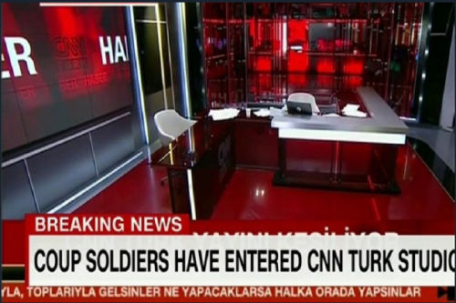 فیلم: لحظه تسخیر دفتر شبکه سی‌ان‌ان در ترکیه