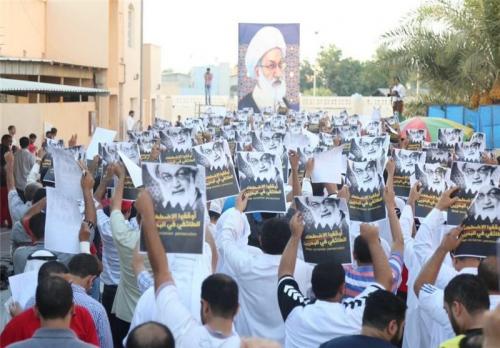   مردم بحرین پای پیاده به سمت مسجد امام صادق (ع) حرکت کردند