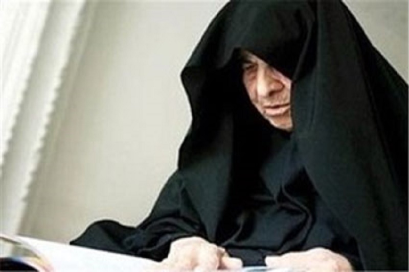 برگزاری مراسم چهلم بانو همایونی در پایگاه های بسیج زنان سراسر کشور/عشق به علم و ارادت به استاد ویژگی های بارز بانو همایونی