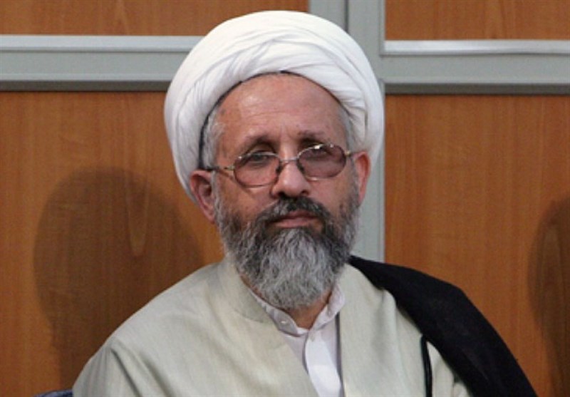  دولت روحانی به قولهایش عمل نکرد/ برخی مسئولین احساسی به جمهوری اسلامی ندارند/ انتقاد از حقوقهای نجومی 