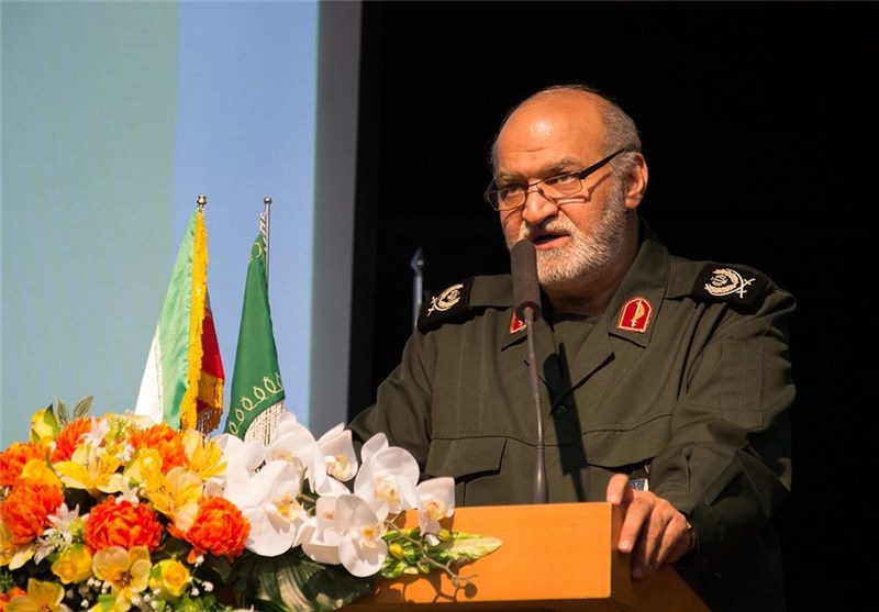  شرایط اقتصاد و صنعت در کشور "فاجعه‌آمیز" است/هرجا با "فرهنگ بسیجی" ورود داشتیم، موفق بوده‌ایم 