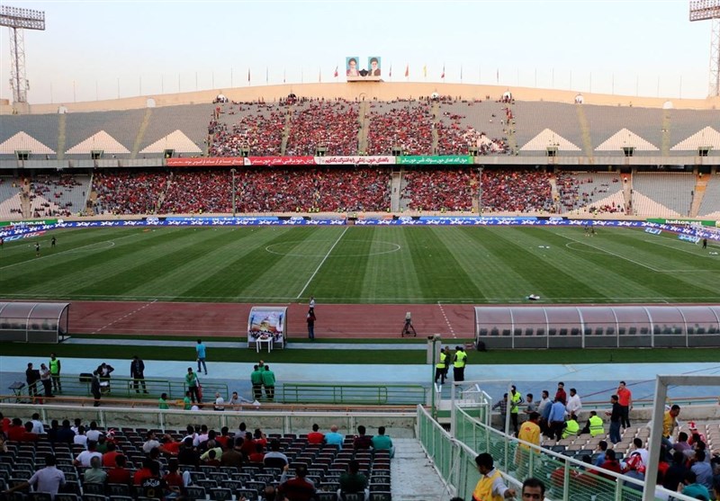  تماشاگران پرسپولیس پشت نیمکت سرخپوشان