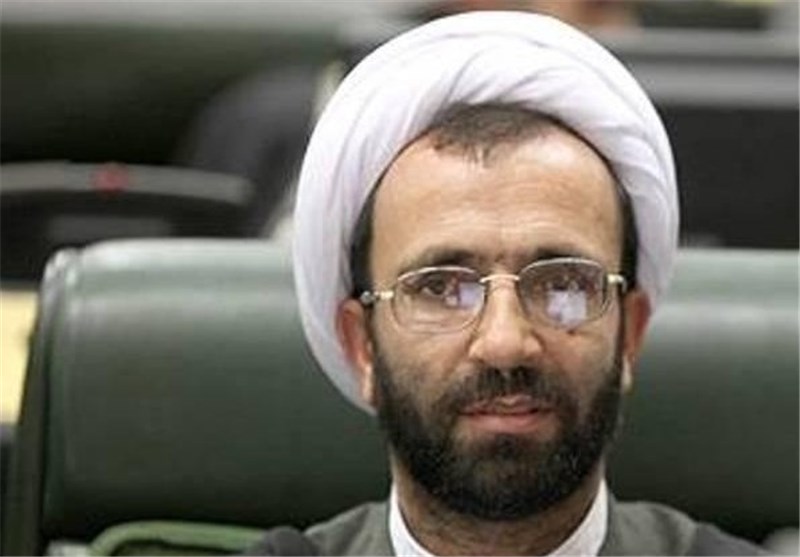 لزوم بررسی قراردادهای نفتی در خانه ملت