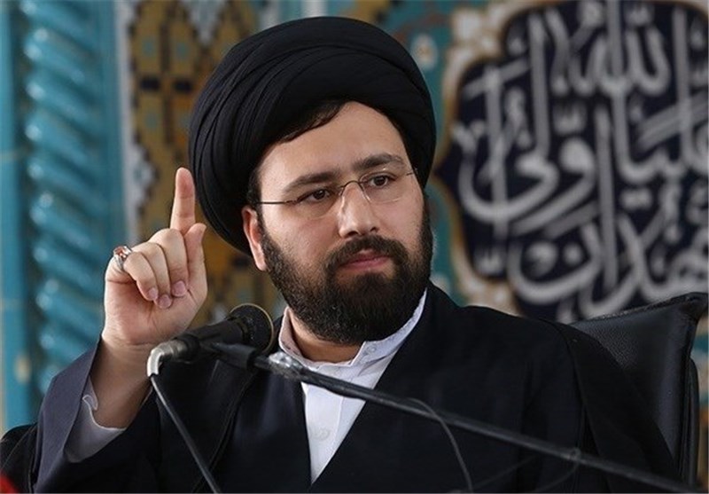  منافقین جنایاتی کردند که داعش نکرد/ اگر امام نرمش نشان می‌داد رنگ آرامش را نمی‌دیدیم 