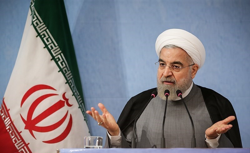 برجام مبانی تحریم را از بین برد؛ باید مراقب توطئه دشمنان باشیم/دستمان را به‌سوی بیگانه دراز نمی‌کنیم