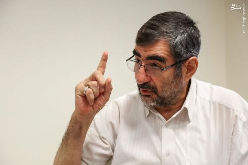«فاطمیون» پیش‌قراول نبرد سوریه بودند/ حماسه افغان‌ها، مثال‌زدنی است /«ارتش» چندین لشکر داوطلب شهادت دارد / والله به مدافعان حرم ماهیانه حداکثر 100 دلار هدیه می‌دهند 