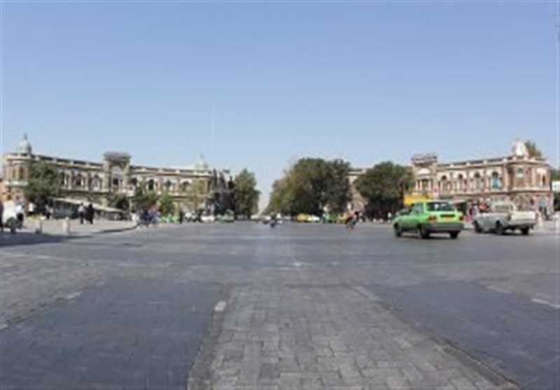  بازسازی میدان تاریخی حسن آباد به پایان رسید