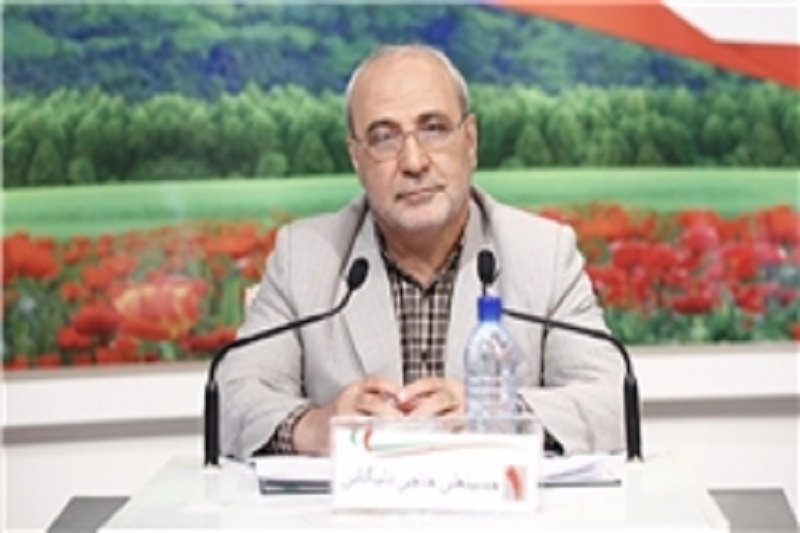 رد پای 2 خانم مقیم انگلیس در تنظیم قراردادهای نفتی/ در قضیه قراردادهای نفتی کلاه بزرگی سر نمایندگان مجلس گذاشتند