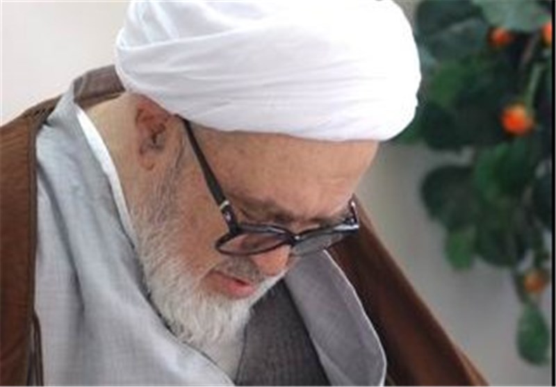 منتظری و یک تناقض/اعدام منافقین تروریست حرام، اما حمله به خوش و بشکنندگان با آمریکاییها حلال است!
