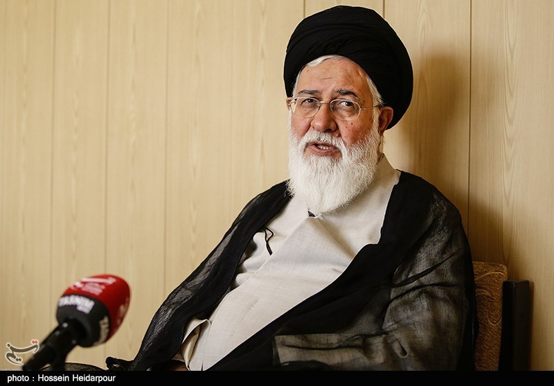 ۳ "تبرِ شکننده" دولت‌های سازندگی، اصلاحات و اعتدال بر پیکره نظام/ انقلاب اسلامی توان نفوذ استکبار را در "ذلت" قرار داد