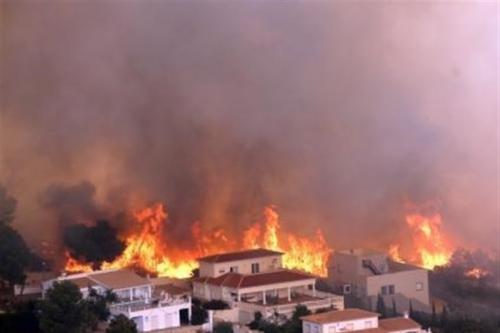 فیلم: آتش‌‌سوزی گسترده در سواحل اسپانیا 