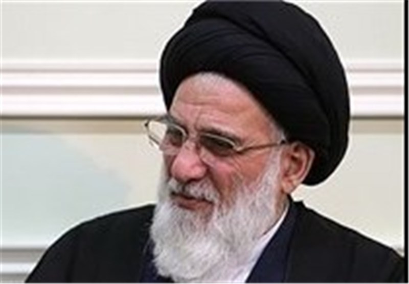 «حادثه منا» جرم «قتل عمد» است/ خنده آل سعود بر سر جنازه‌های نیمه‌جان منا