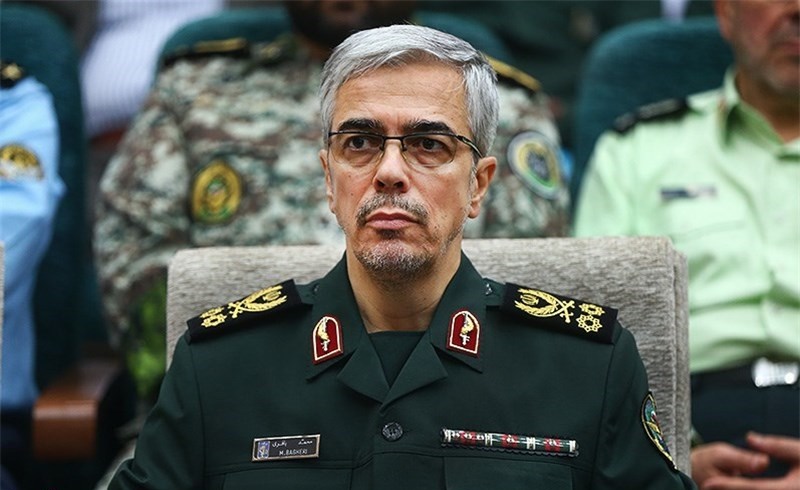 سپاه در برابر واگذاری انقلاب به نامحرمان و نااهلان سکوت نمیکند/ در معاملات بینالمللی استقلال کشور زیرسوال نرود/ عربستان دشمن ایران است