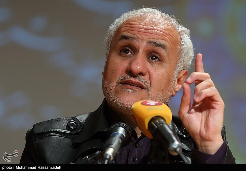  استفاده از کالای خارجی "تحریم" شود/امروز در "جنگِ تمام‌عیار اقتصادی" هستیم/نسل جوان از مصرف کالای خارجی دست بردارند 