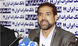 تبلیغ فارسی‌وان در ایران از سوی مربی منشوری!