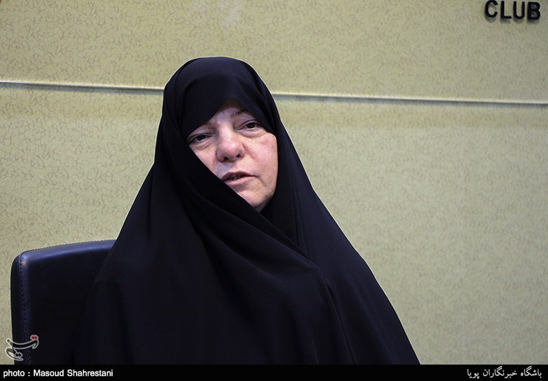  دخترانی که منافقان به آنها می‌گفتند «ساواخی»/ «چادرکم» را هیچگاه کنار نگذاشتم 