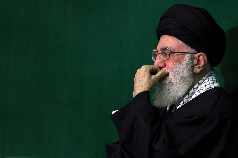 استفاده از مدحها و تمجیدهای بیمعنا در مراسم اهل بیت (س) مضر است/ ضرورت توجه به مضامین عمیق در مداحی
