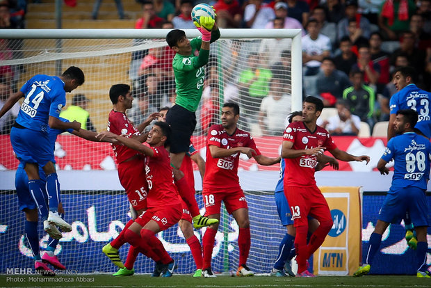بی سروسامانی در استقلال و پرسپولیس/ ۸ میلیارد برای چند نیمکت‌نشین