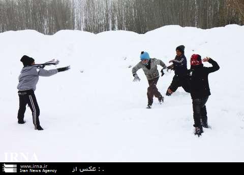 تعطیلی مدارس چهارمحال و بختیاری به علت برف و سرما